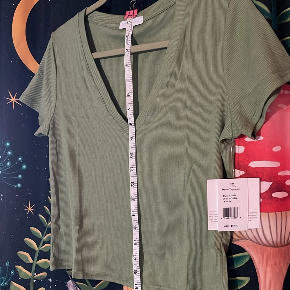 Beyond Yoga Cropped Ribbed Tee - Picture 2 of 9